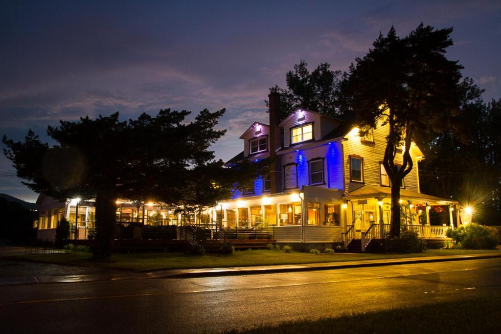 Domaine Belle Plage Baie-Saint-Paul Exterior photo