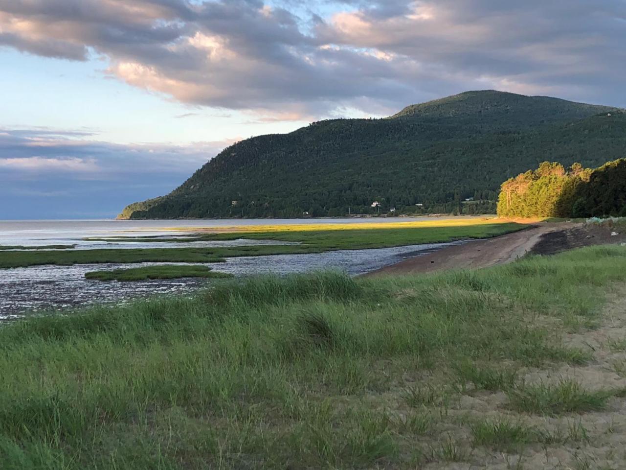 Domaine Belle Plage Baie-Saint-Paul Exterior photo